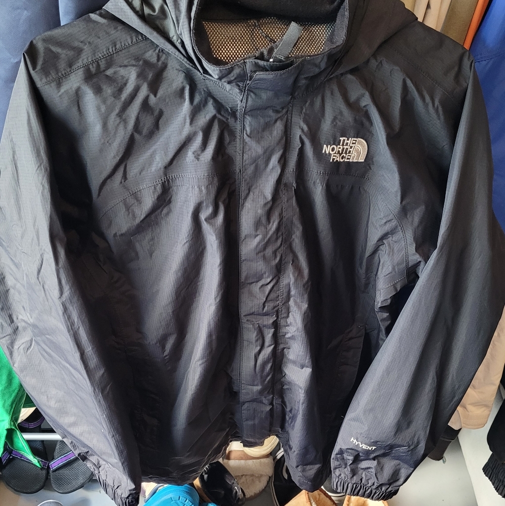 Boys large The North Face windbreaker